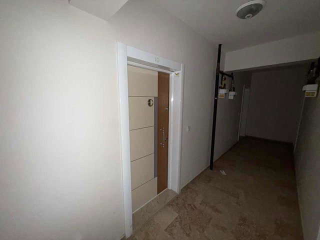 MENEMEN SEYREK ÜNİVERSİTE YAKINI SATILIK 1+1 DAİRE