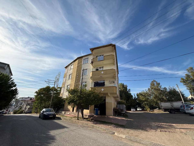 ÇAYIROVA İNÖNÜ MAH’DE GÜNEY CEPHE 3+1 KİRALIK DAİRE | 110 M² BRÜT, BALKONLU