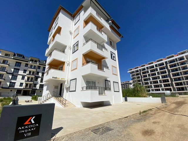YENİ BİNA | HAVUZLU SİTE | GÜNEY BATI CEPHE 1+1 KİRALIK