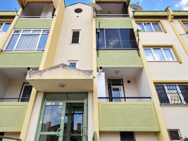 REMAX DESIGN CAMİLİ 1. ETAPTA KİRALIK 2+1 DAİRE