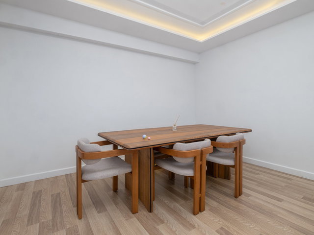 REMAX ADVANTAGETAN SHU 09 DA HAVUZ MANZARALI KÖŞE TIP 3+1 SATILIK DAIRE