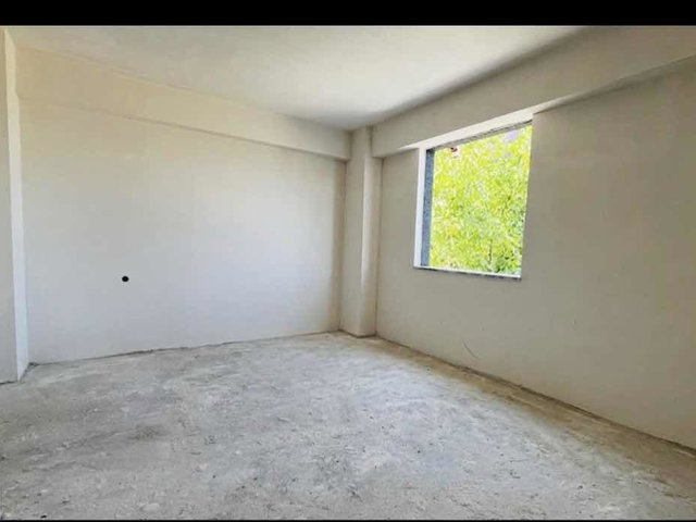BAŞİSKELE SATILIK GENİŞ 1+1 KAPALI MUTFAK YÜKSEK GİRİŞ