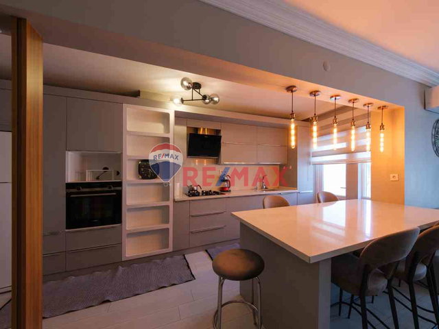 BAHÇELIEVLER’DE 4+1 LÜKS FULL+FULL EŞYALI KIRALIK DAIRE + OTOPARK