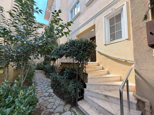 GÖKTÜRK PETNA SİTESİ’NDE BALKONLU 2+1 SATILIK DAİRE