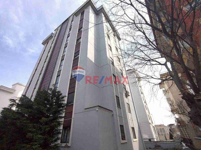 PENDİK YENİ MAHALLE'DE GENİŞ VE AYDINLIK 1+1 KİRALIK DAİRE