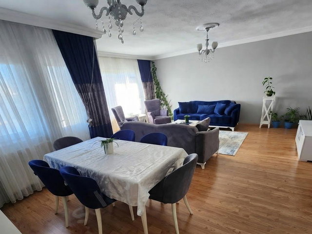 YENIMAHALLE HAKBIR SITESI 3+1 SATILIK DAIRE