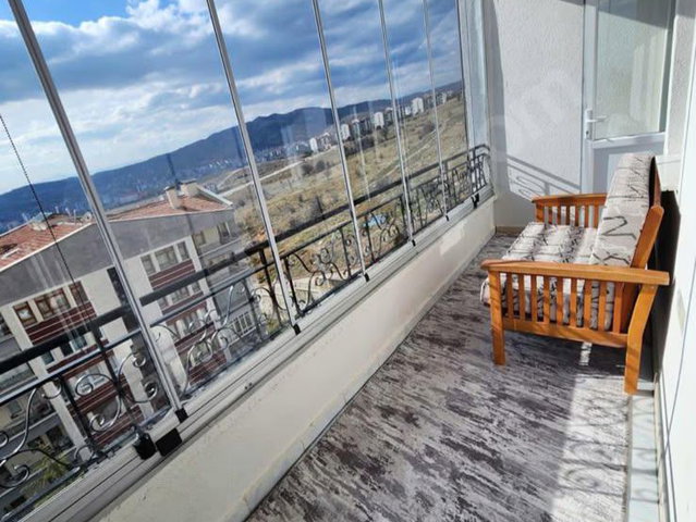 YENIMAHALLE HAKBIR SITESI 3+1 SATILIK DAIRE
