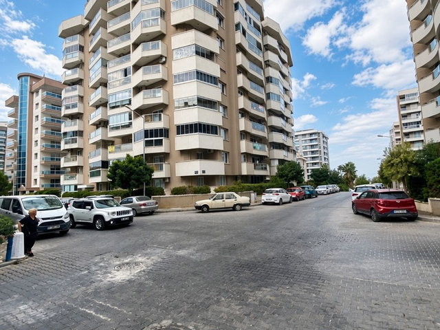 NARLIDERE YENIKALE MH MÜKEMMEL KONUMDA 1+1 SATILIK DAIRE