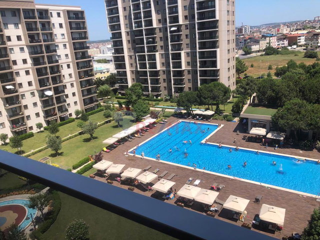 GEDİZLER EVRE 2'DE PEYZAJA HAKİM KAPALI MUTFAKLI 3+1 KİRALIK