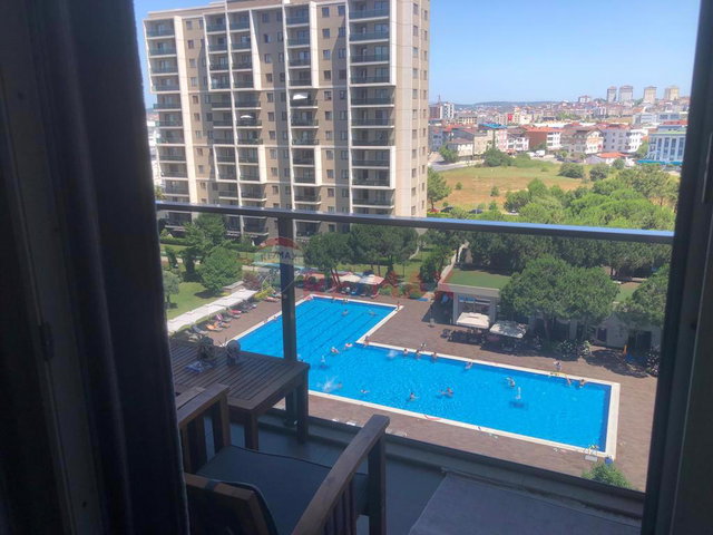 GEDİZLER EVRE 2'DE PEYZAJA HAKİM KAPALI MUTFAKLI 3+1 KİRALIK