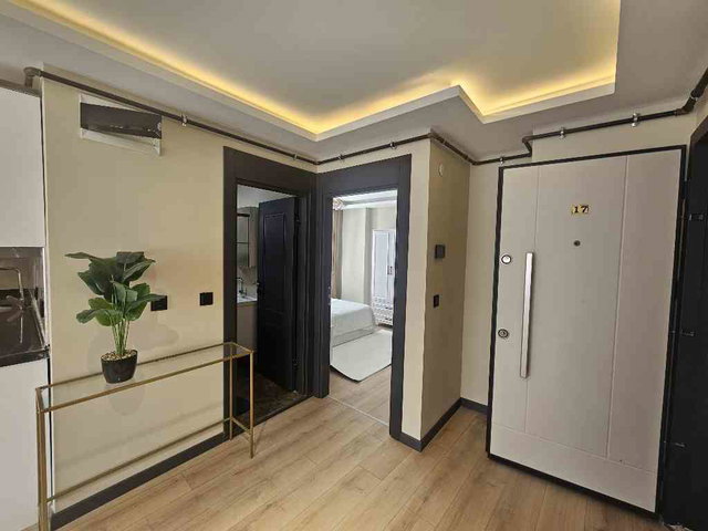 KÖRFEZDE ULTRA LÜX KULLANIŞLI MODERN 1+1 DAİRE