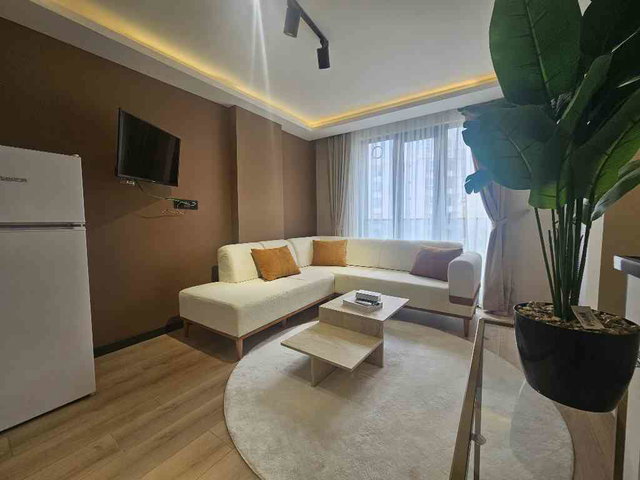KÖRFEZDE ULTRA LÜX KULLANIŞLI MODERN 1+1 DAİRE