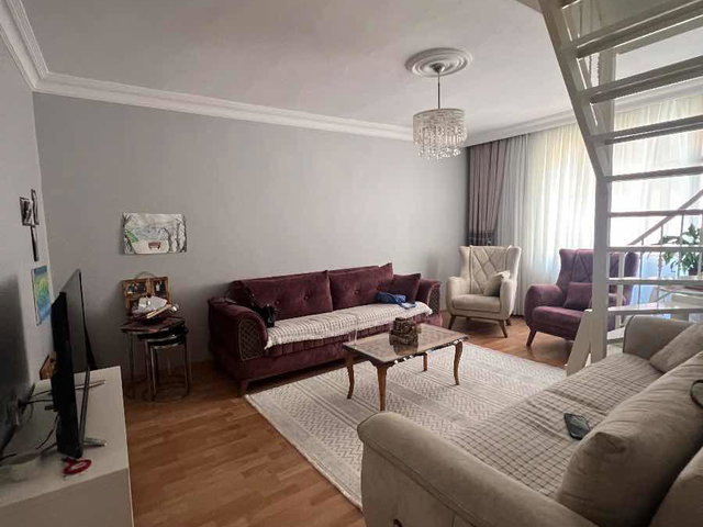 PENDİK ESENYALIDA HAVA ALANINA YAKIN SATILIK 4+1 DUBLEKS DAİRE