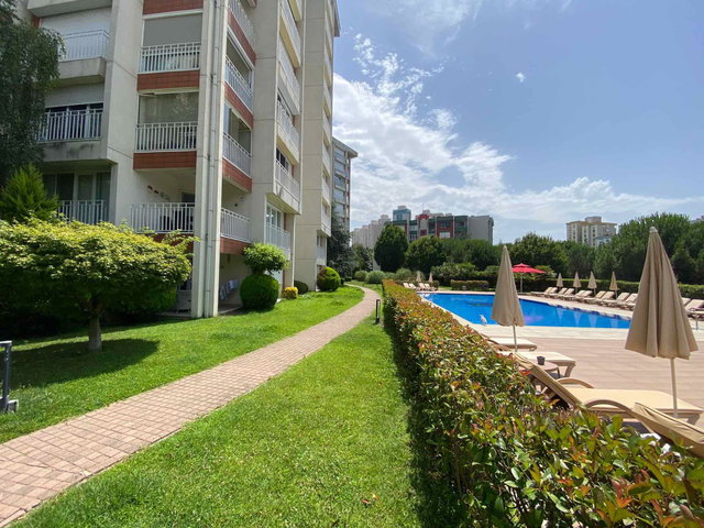 3000A REZIDANS 4+1 170 NET BALKONLU BUTIK SITE IÇERSINDE DAIRE