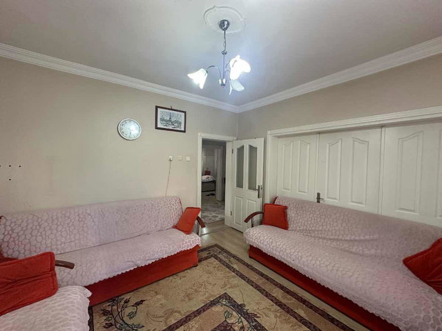 KARACABEY’DE 4 KAT İMARLI 242 M² ARSA ÜZERİNDE 3+1 MÜSTAKİL EV
