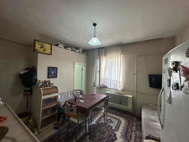 KARACABEY’DE 4 KAT İMARLI 242 M² ARSA ÜZERİNDE 3+1 MÜSTAKİL EV