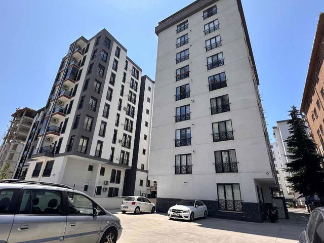 ATAŞEHİR İÇERENKÖY’DE  2+1 | BALKONLU | KREDİYE UYGUN, KİRACILI