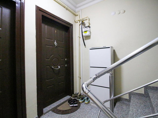 ÇEKMEKÖY’ÜN KALBINDE, METRO’ NUN YANI BAŞINDA  190 M² GENIŞ VE FERAH 2+2 DUBLEKS DAIRE