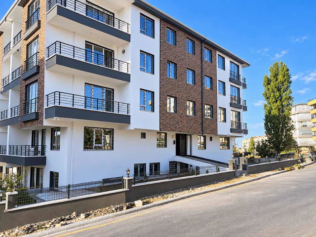 PANORA’YA 2,5 KM MESAFEDE 4+1 DAİRE | 3 BANYO | 2 BALKON | İSKANLI & KAT MÜLKİYETLİ
