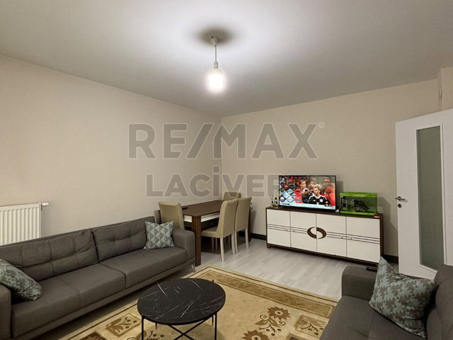 RE/MAX LACİVERT'TEN GEZKÖY TOKİ'DE KİRALIK 2+1 DAİRE