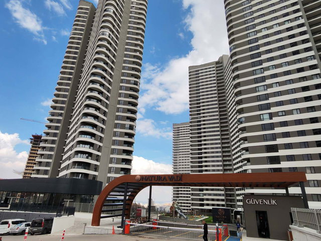 ÇANKAYA NATURA VADİ’DE DOYUMSUZ VADİ MANZARALI 3+1 KİRALIK DAİRE