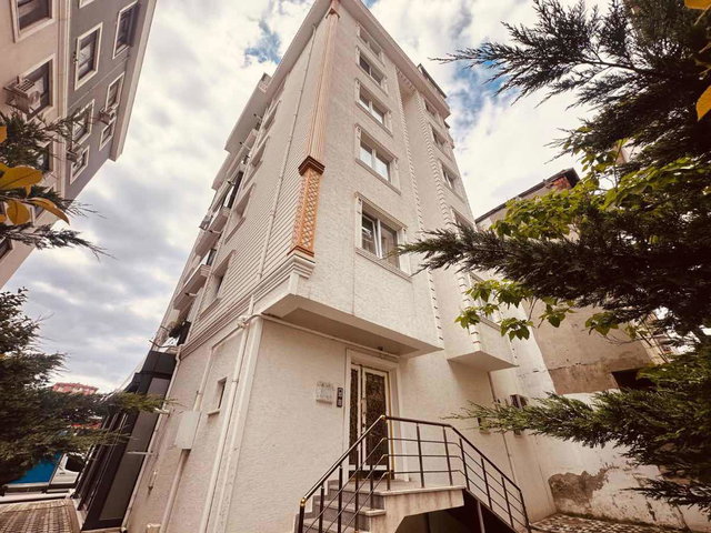ÇAVUŞOĞLU MAHALLESİ'NDE SATILIK 4+2 DUBLEKS DAİRE