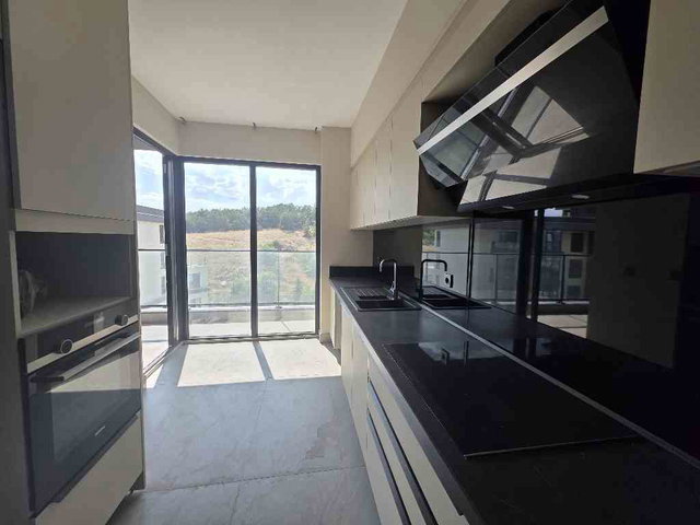 BAŞKA ANKARA DA KÖK TAPU 2.5+1  YERDEN ISITMALI  DAİRE