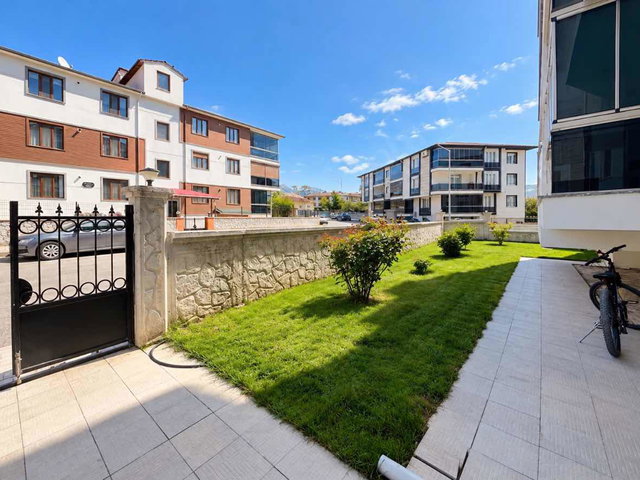 REMAX DEM'DEN DEMİRKENTTE 140 M2 GENİŞ 3+1 SATILIK DAİRE