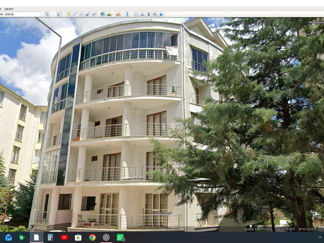 RE/MAX DEĞİŞİM'DEN CUMHURİYET MAHALLESİ'NDE 4+1 LÜKS 215 M² SATLIK DAİRE