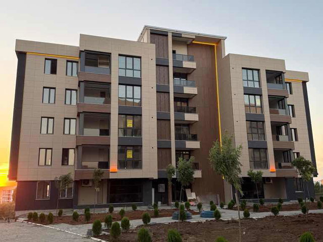 BATMAN MERKEZ’DE SIFIR 3+1 | 160 M² BRÜT | YERDEN ISITMA | 3 BANYO + BALKON