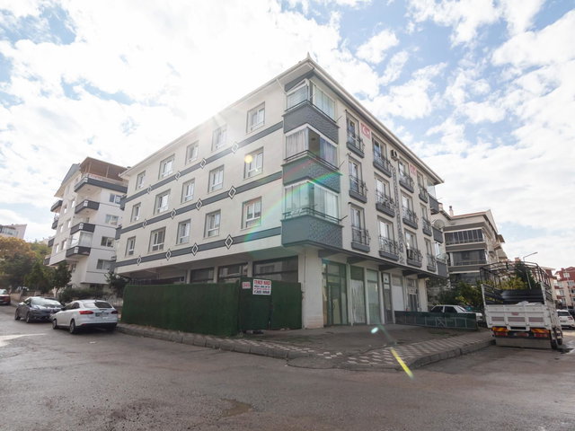 ERYAMAN’DA 2+1 BALKONLU, DOĞALGAZ KOMBİLİ, KREDİYE UYGUN 1. KAT DAİRE