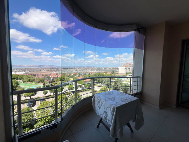 PELİCAN HILL RESIDENCE GÖL MANZARALI EŞYALI 2+1 KİRALIK DAİRE