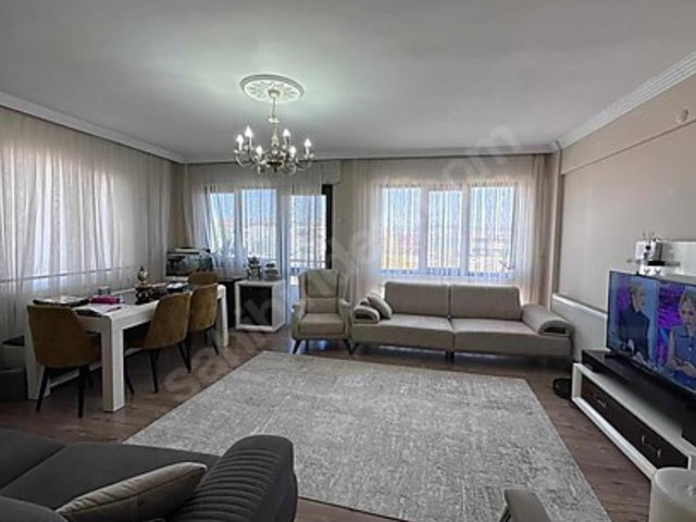 BAŞİSKELENİN EN GÖZDE VE EN DEĞERLİ BÖLGESİNDE SATILIK 3+1 DAİRE