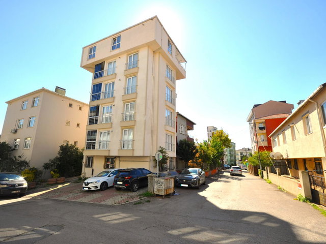 KARTAL YENİ BİNADA DENİZ MANZARALI OTOPARKLI ASANSÖRLÜ GENİŞ 2+1
