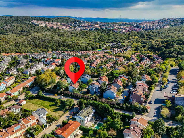 ZEKERİYAKÖY BASIN YAYIN SİTESI’NDE KENDİ TARZINIZI YARATABİLECEĞİNİZ 3+1 FIRSAT VİLLA