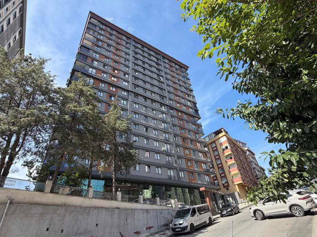ÜMRANİYE ARMAĞANEVLER FİNANS MERKEZINE KOMŞU SATILIK 3+1 DAİRE
