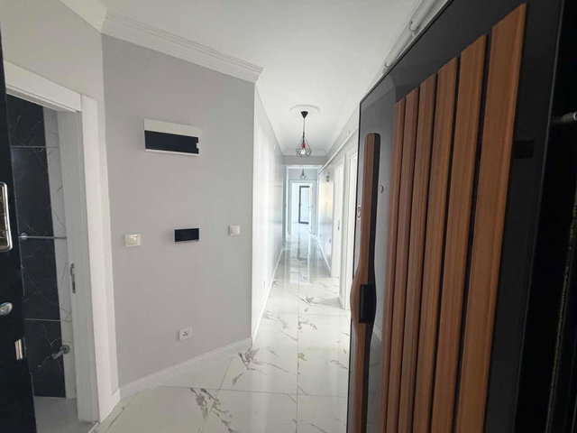 REMAX DEM'DEN ARSLANLI DA 140 M2 GENİŞ 3+1 SATILIK DAİRE