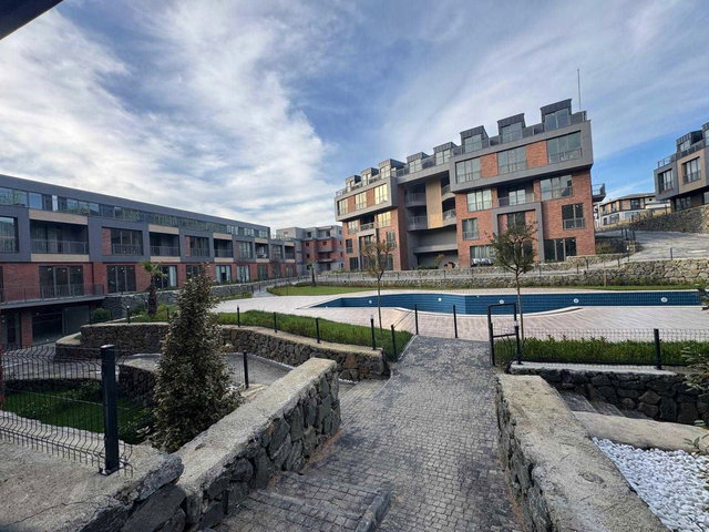 KABAOĞLU’NDA KOCAELİ ÜNİVERSİTESİ’NE YAKIN, SIFIR EŞYALI 1.5+1 | GÜNEY CEPHE, BALKON, YERDEN ISITMA