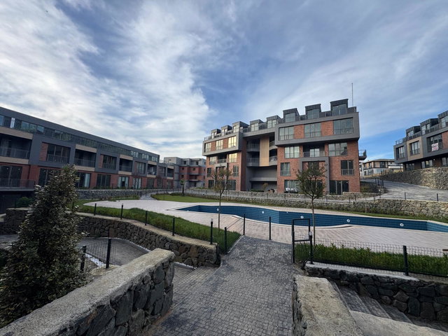 KABAOĞLU’NDA KOCAELİ ÜNİVERSİTESİ’NE YAKIN, SIFIR EŞYALI 1.5+1 | GÜNEY CEPHE, BALKON, YERDEN ISITMA