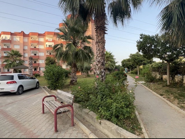 ALANYA İNCEKUMDA DENİZE 200 METRE SİTE İÇERİSİNDE SATILIK 2+1 ARA KAT