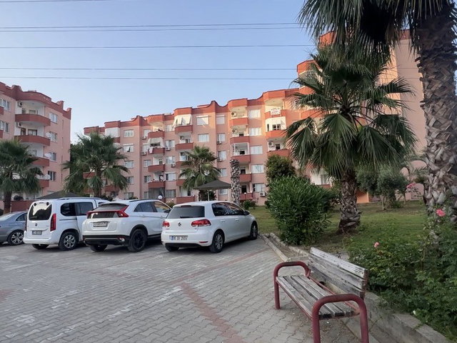 ALANYA İNCEKUMDA DENİZE 200 METRE SİTE İÇERİSİNDE SATILIK 2+1 ARA KAT