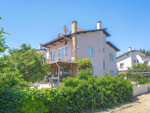 REMAX GELİŞİMDEN SİLİVRİ KINALI ÇİFTLİK EVLERİNDE SATILIK VİLLA