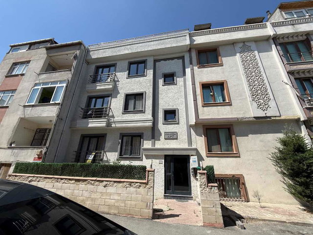 REMAX MAHAL'DEN TERASLI VE BAHÇE KULLANIM ALANLI TERS DUBLEKS 4+1 SATILIK DAİRE