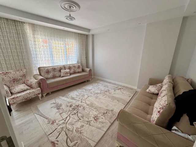 REMAX MAHAL'DEN TERASLI VE BAHÇE KULLANIM ALANLI TERS DUBLEKS 4+1 SATILIK DAİRE