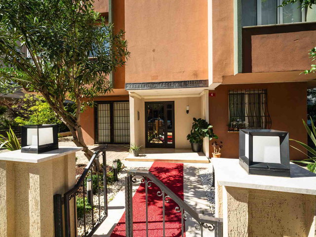 KIZILTOPRAK ESKİ KARAKOL ÇIKMAZI’NDA KATTA TEK 4+1 KİRALIK DAİRE