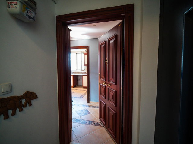 KIZILTOPRAK ESKİ KARAKOL ÇIKMAZI’NDA KATTA TEK 4+1 KİRALIK DAİRE