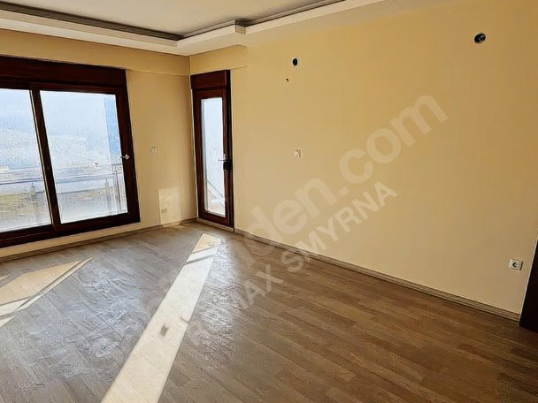 İZMIR KARABAĞLAR GÜNALTAY MAH.SITE İÇI SIFIR 3+1 KIRALIK DAIRE