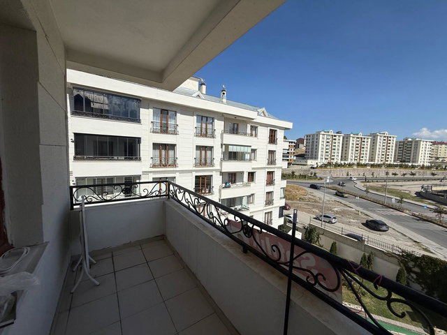 REMAX İLKE'DEN YILDIZKENT MENGÜBEY KON. 3+1 SATILIK DAİRE