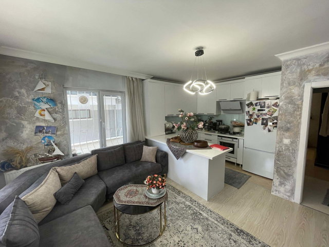 VEDAT DALOKAY CADDESİ ÜZERİ 2+1 EŞYALI FULL YAPILI FIRSAT DAİRE