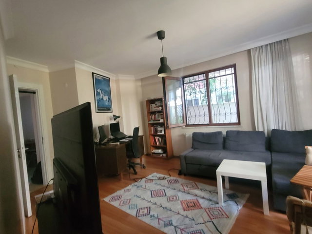 KÜÇÜKYALI 'DA EŞYALI 1+1 KİRALIK DAİRE | BAHÇE KATI, BALKONLU, ÇİFT WC